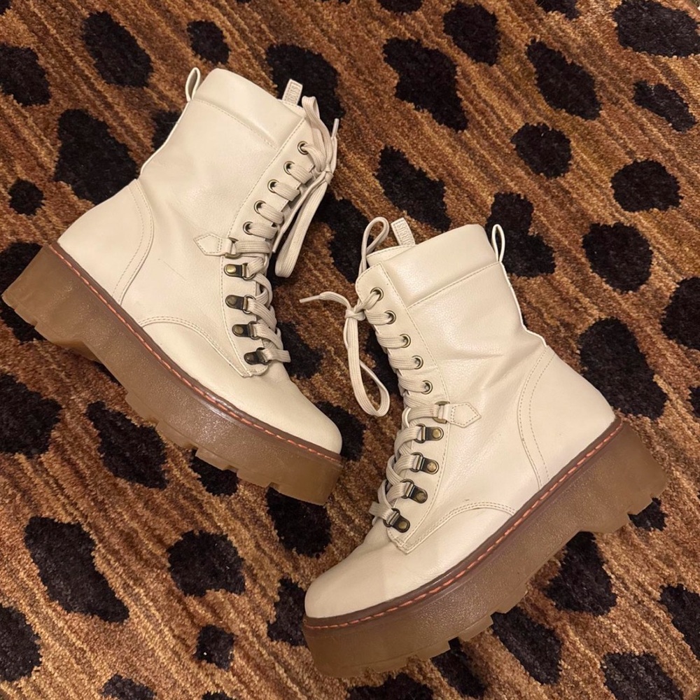 Circus by Sam Edelman Cream Lace-Up Boots